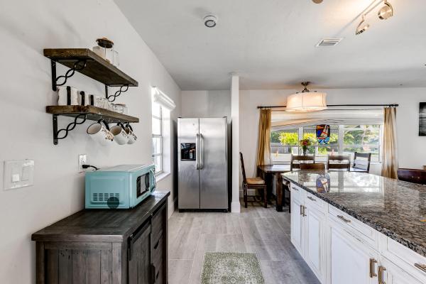 Lantana Heights, 609 S Arnold Ave, Lantana, Florida 33462, image 1