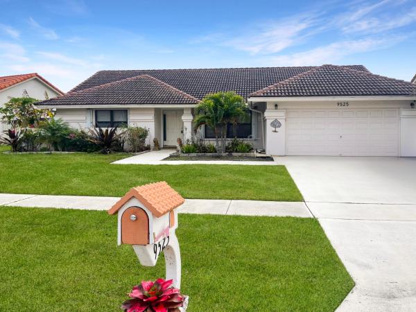 Sun Valley 2, 9525 El Clair Ranch Rd, Boynton Beach, Florida 33437, image 2