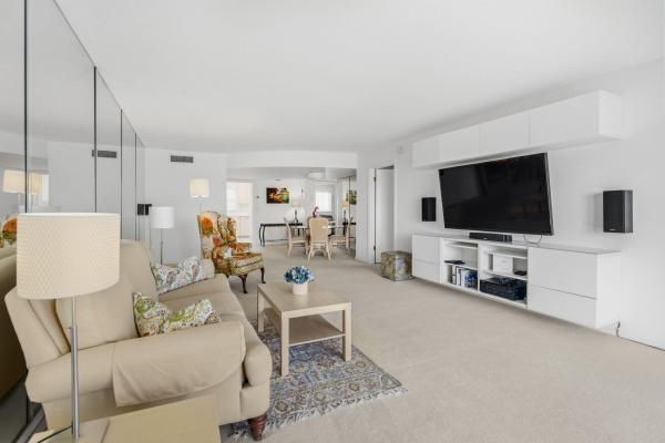 Lake Harbour Towers East, 801 Lake Shore Dr #607, Lake Park, Florida 33403, image 1