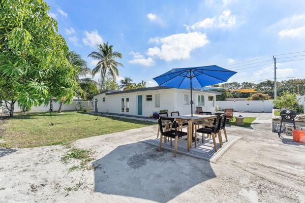 Last Chance Village, 2629 SW 6th Ct, Fort Lauderdale, Florida 33312, image 1