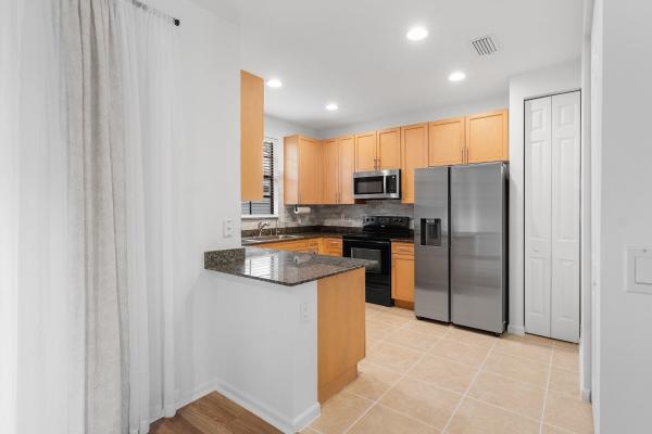Gramercy Square, 238 E Chrystie Cir, Delray Beach, Florida 33484, image 1
