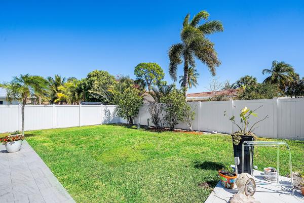 Boca Raton Square, 1387 SW 12th St, Boca Raton, Florida 33486, image 1