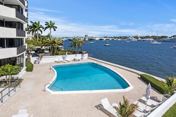 Trianon, 1200 S Flagler Dr #1402, West Palm Beach, Florida 33401, image 2