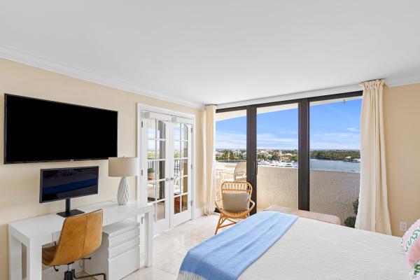 Trianon, 1200 S Flagler Dr #1402, West Palm Beach, Florida 33401, image 3