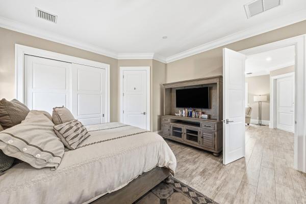 Boca Villas, 201 NE 3rd Ct, Boca Raton, Florida 33432, image 2