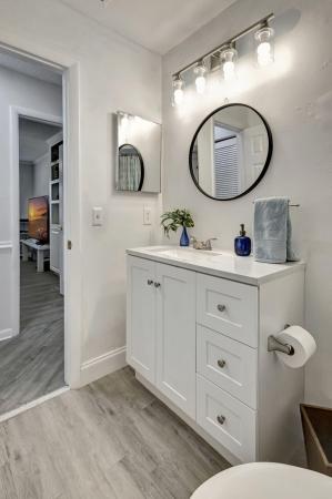 Bella Vista, 1127 E Seminole Ave #22c, Jupiter, Florida 33477, image 1