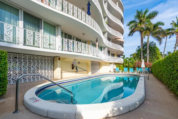 Melbourne House, 227 Australian Ave #0023, Palm Beach, Florida 33480, image 1