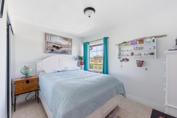 304 Liberty Ct, Deerfield Beach, Florida 33442, image 1