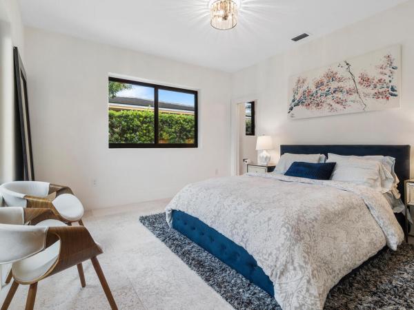 Biscayne Point, 7820 Hawthorne Ave, Miami Beach, Florida 33141, image 1