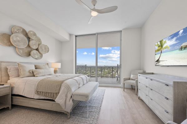 Nautilus 220, 220 Lake Shore Dr, Lake Park, Florida 33403, image 3