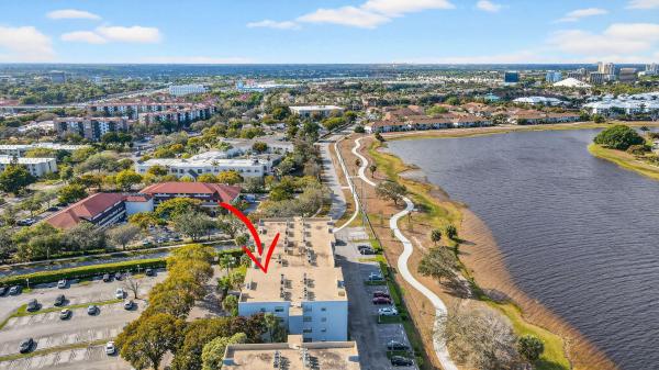 Breakwaters Of The Palm Beaches, 470 Executive Center Dr #4j, West Palm Beach, Florida 33401, image 1