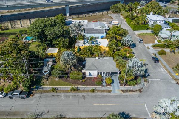 Belvedere Park, 2401 Ridgeway Ave, West Palm Beach, Florida 33401, image 1