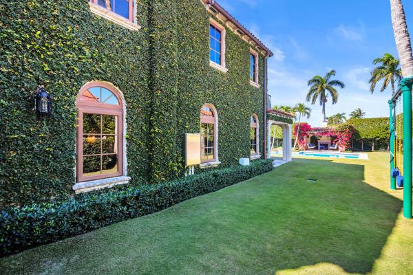 El Bravo Park, 237 El Bravo Way, Palm Beach, Florida 33480, image 1