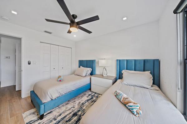 Chatsworth Village Of Greenview Shores 2, 1878 Lynton Cir, Wellington, Florida 33414, image 1