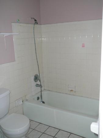 Maravilla Gardens, 510 Gardenia Ave, Fort Pierce, Florida 34982, image 2