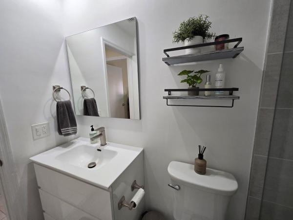 Gardens Of Sweetwater, 10870 Lakemore Ln #201, Boca Raton, Florida 33498, image 1