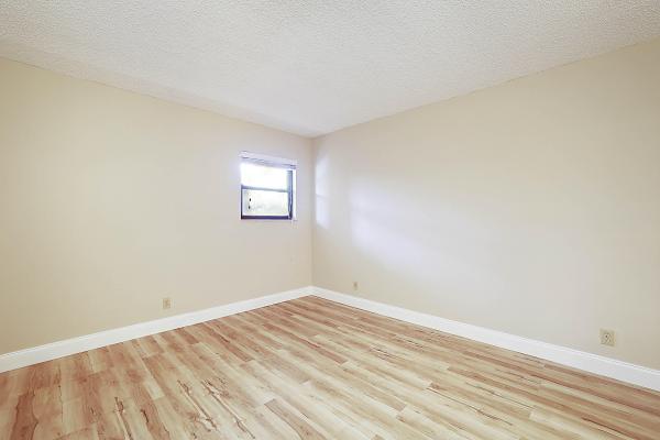 Marina Bay, 1036 Us Highway 1 #216, North Palm Beach, Florida 33408, image 1