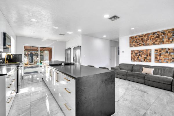 Heritage Homes, 7151 Taft St, Hollywood, Florida 33024, image 3
