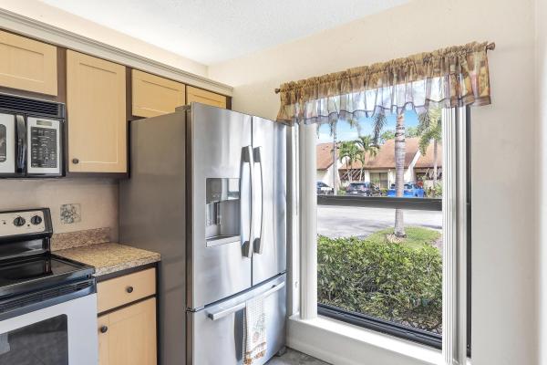 Villas Of Willow Bend, 3615 Crab Apple Trl #A, Lake Worth, Florida 33467, image 2