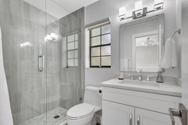 Prestwick Chase, 355 Prestwick Cir #4, Palm Beach Gardens, Florida 33418, image 1