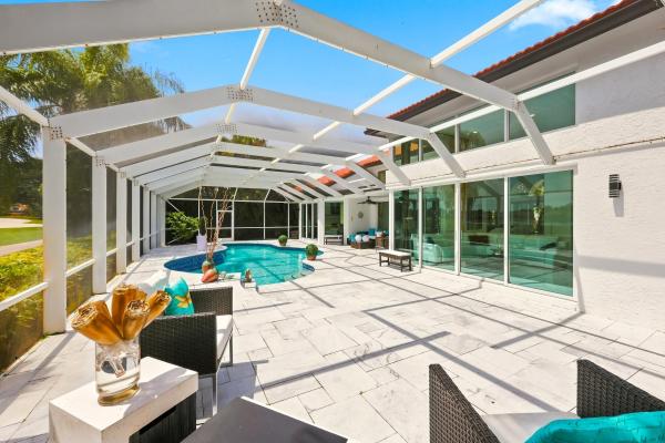 Stonebridge Golf & Country Club, 10591 Stonebridge Blvd, Boca Raton, Florida 33498, image 1