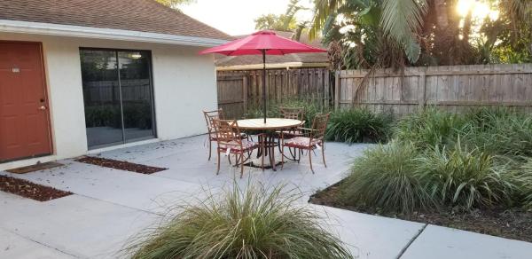 Sugar Pond Manor, 1509 Hawthorne Pl, Wellington, Florida 33414, image 1