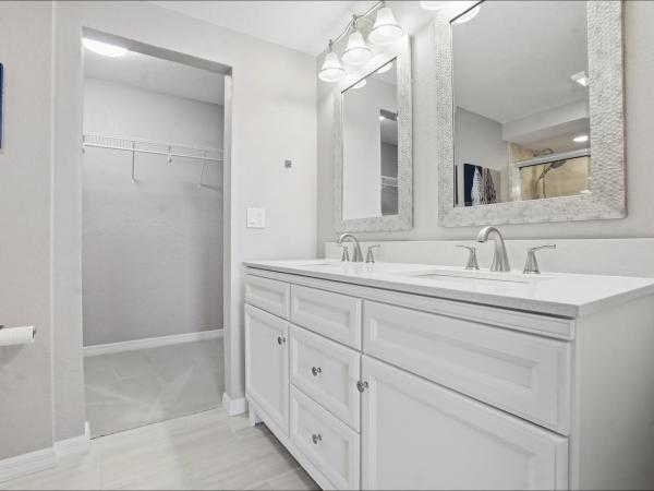 3206 S Lakeview Cir #1105, Fort Pierce, Florida 34949, image 1