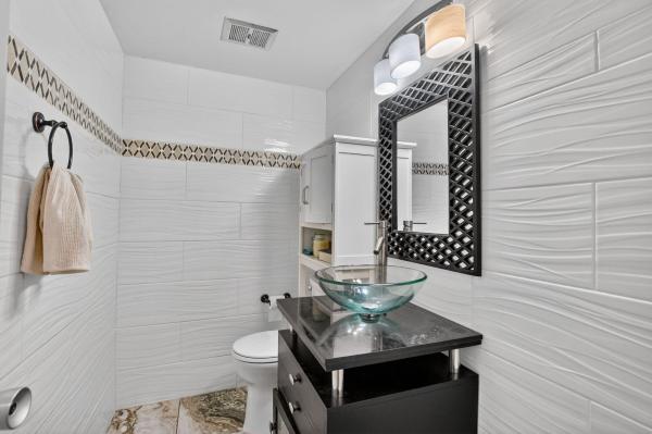 Hillsboro Cove, 1319 E Hillsboro Blvd #208, Deerfield Beach, Florida 33441, image 2