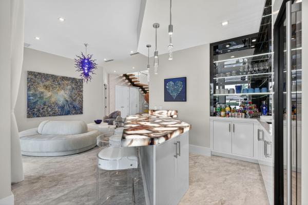 785 NE 70th St, Boca Raton, Florida 33487, image 1