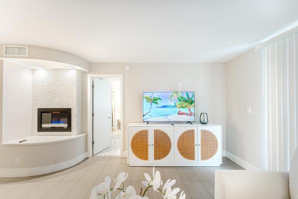 Boca Raton Riviera, 601 N Ocean Blvd #102, Boca Raton, Florida 33432, image 1