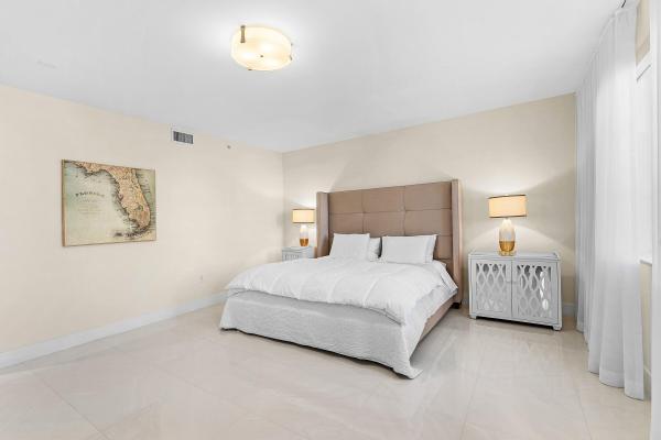 Dolce Vita, 155 S Ocean Ave #303, Palm Beach Shores, Florida 33404, image 1