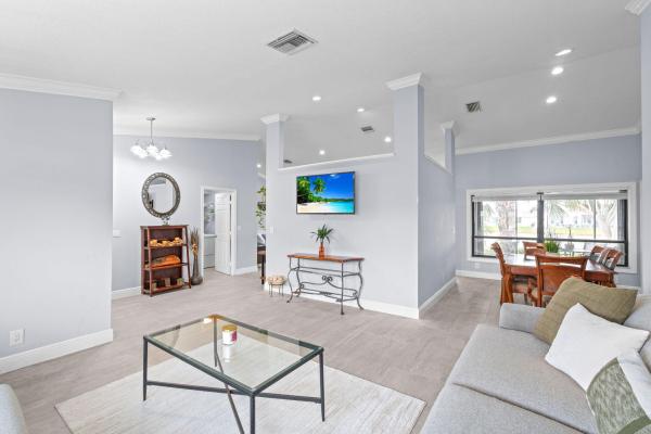 Egret Isle, 5637 Egret Isle Trl, Lake Worth Beach, Florida 33467, image 1