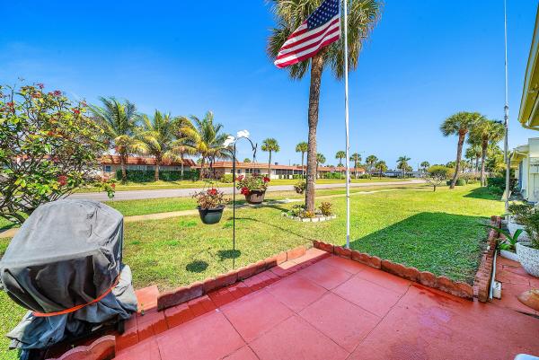 Fernley 3 At Cresthaven Townhomes, 5730 Fernley Dr E #23, West Palm Beach, Florida 33415, image 2