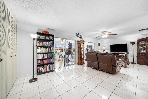 Fernley 3 At Cresthaven Townhomes, 5730 Fernley Dr E #23, West Palm Beach, Florida 33415, image 3