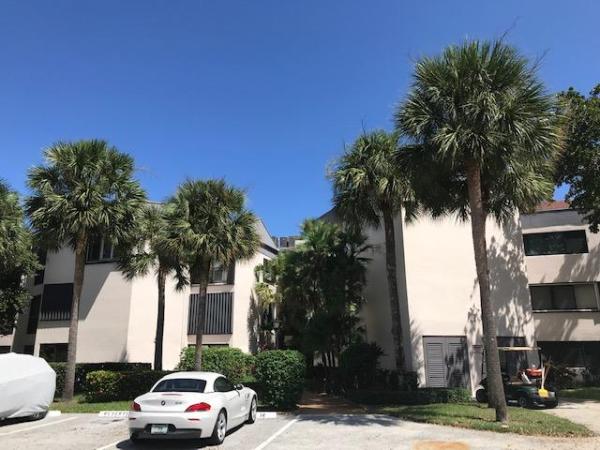 Twelve Oaks, 1640 Twelve Oaks Way #101, North Palm Beach, Florida 33408, image 3