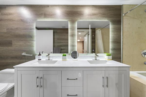 Icon Brickell Tower 3, 485 Brickell Ave #2506, Miami, Florida 33131, image 2
