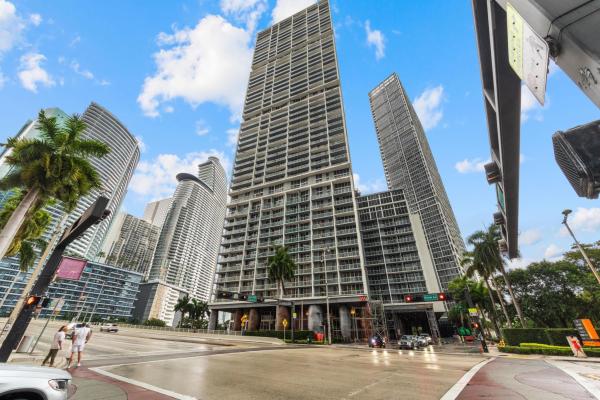 Icon Brickell Tower 3, 485 Brickell Ave #2506, Miami, Florida 33131, image 1