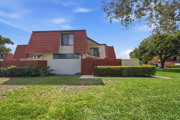 Somerset, 3669 Victoria Dr, West Palm Beach, Florida 33406, image 2