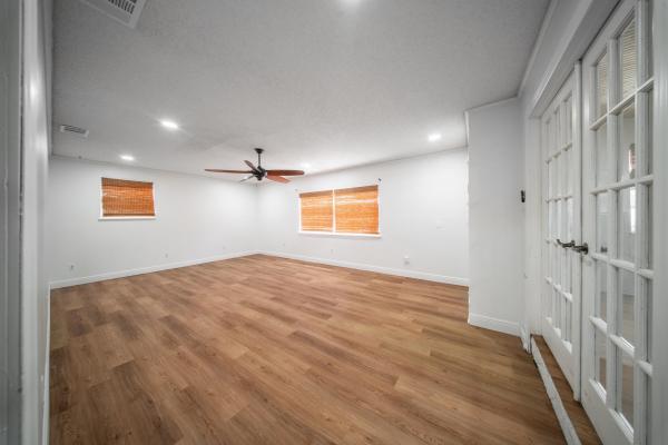 Maravilla Plaza, 2927 Admiral St, Fort Pierce, Florida 34982, image 2