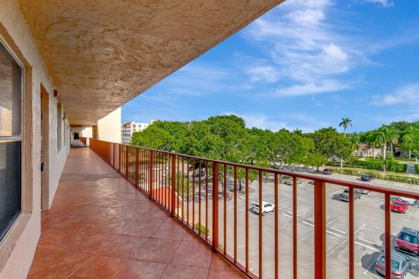 Bonaire Village, 14623 Bonaire Blvd #502, Delray Beach, Florida 33446, image 3