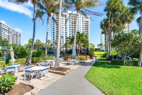 La Fontana, 2003 N Ocean Blvd #904, Boca Raton, Florida 33431, image 1