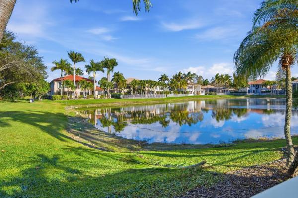 Isola Bella Estates, 7346 Denicola Ln, Lake Worth, Florida 33467, image 2
