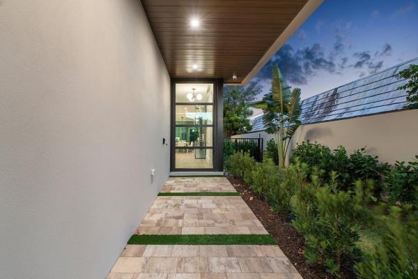 Boca Raton Riviera, 130 NE Wavecrest Way, Boca Raton, Florida 33432, image 1