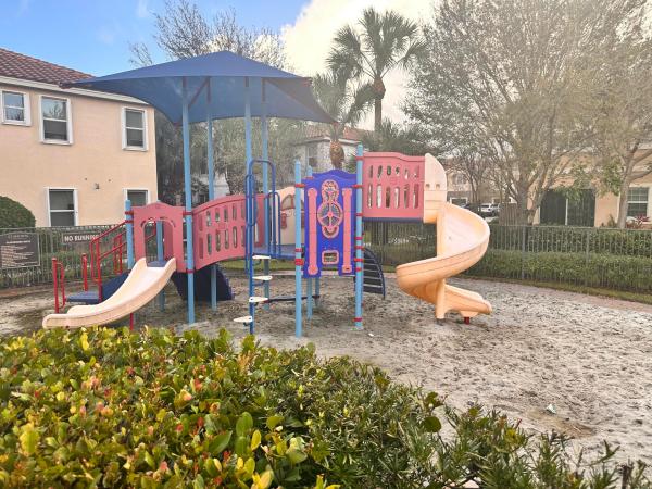 Charleston Commons, 5330 Ellery Ter, West Palm Beach, Florida 33417, image 1