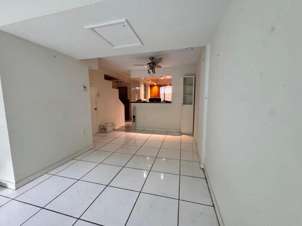 801 W Oakland Park Blvd #C6, Oakland Park, Florida 33311, image 1