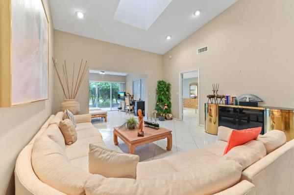 Palm Isles, 7192 Summer Tree Dr, Boynton Beach, Florida 33437, image 1