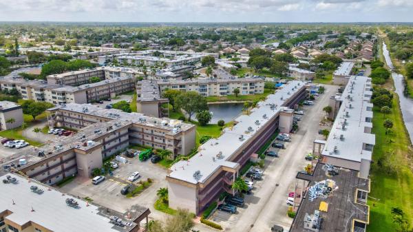 Lakeside Village, 721 Lori Dr #113, Palm Springs, Florida 33461, image 1