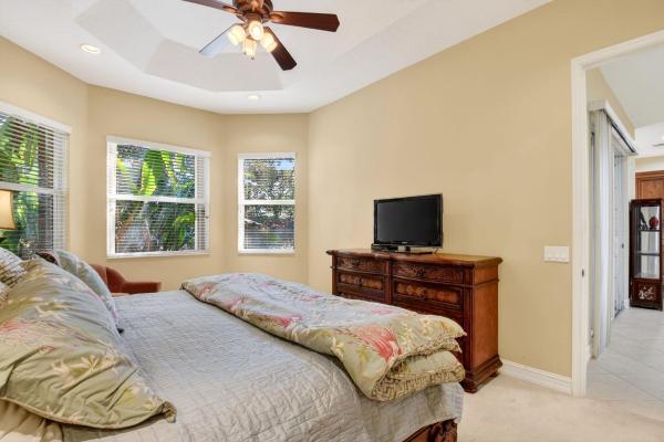 Valencia Pointe, 7420 Twin Falls Dr, Boynton Beach, Florida 33437, image 1