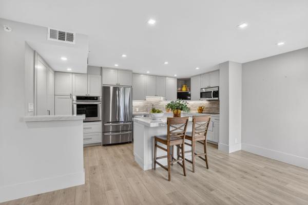 Lakewood Midrise At Boca West Country Club, 7847 Lakeside Blvd #1051, Boca Raton, Florida 33434, image 1