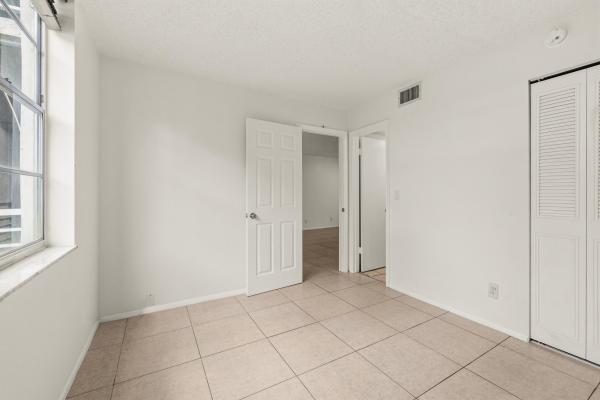 Lagoon Place, 9340 Lagoon Pl #206, Davie, Florida 33324, image 1